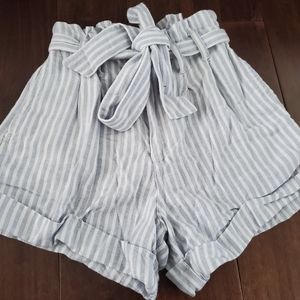 Abercombie & Fitch shorts high waist size small women's in light blue an…